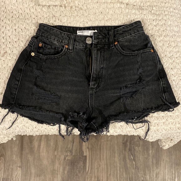 Garage - High-Rise Demin Shorts - Picture 1 of 3